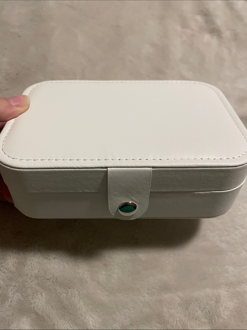 White Faux Leather Jewelry Travel Case